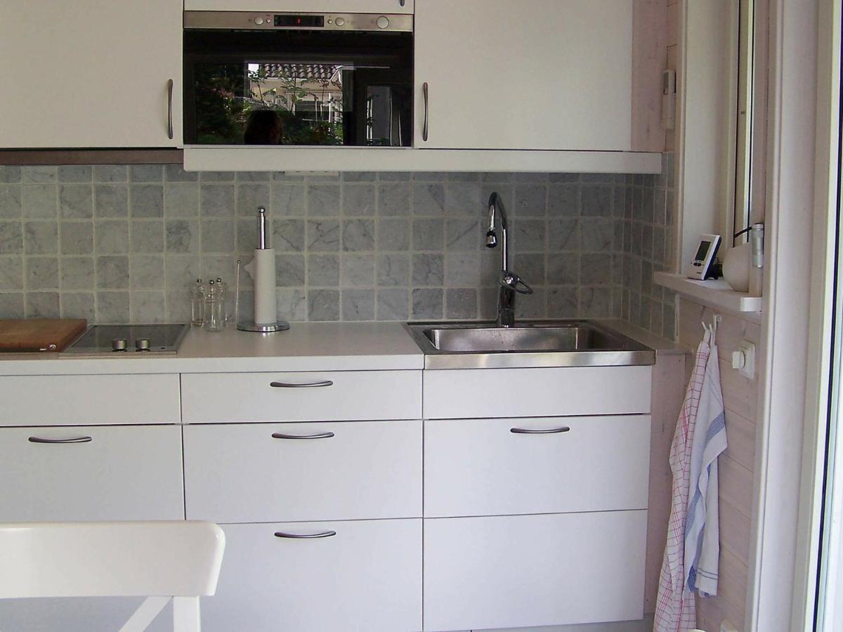 One-Bedroom Holiday Home In Kallekaerr Apelgården エクステリア 写真
